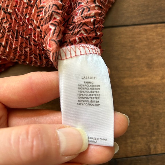 Molly Bracken blouse. - Picture 4 of 4